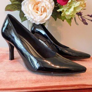 Vintage 90's Comfort Plus Predictions Black Patent